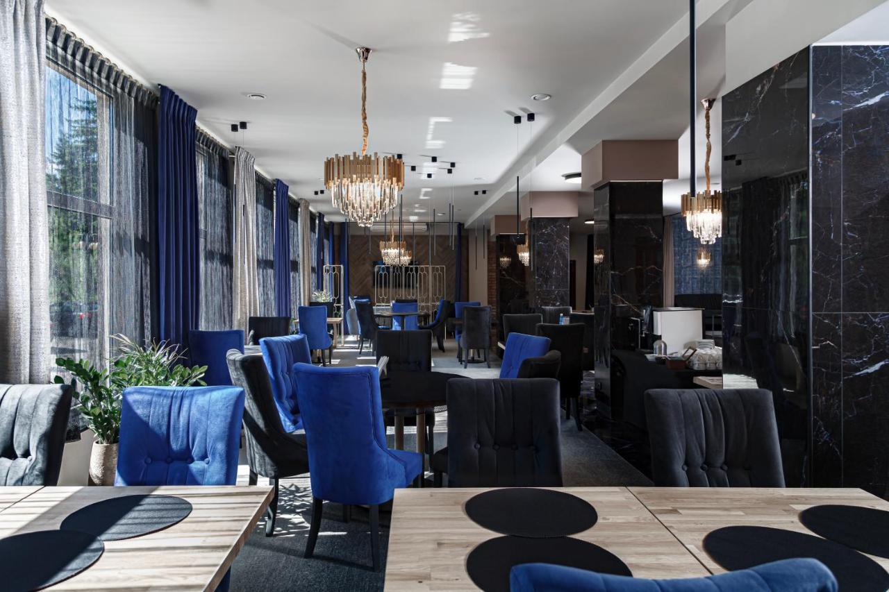 Hotel Cristal Park Tarnów エクステリア 写真
